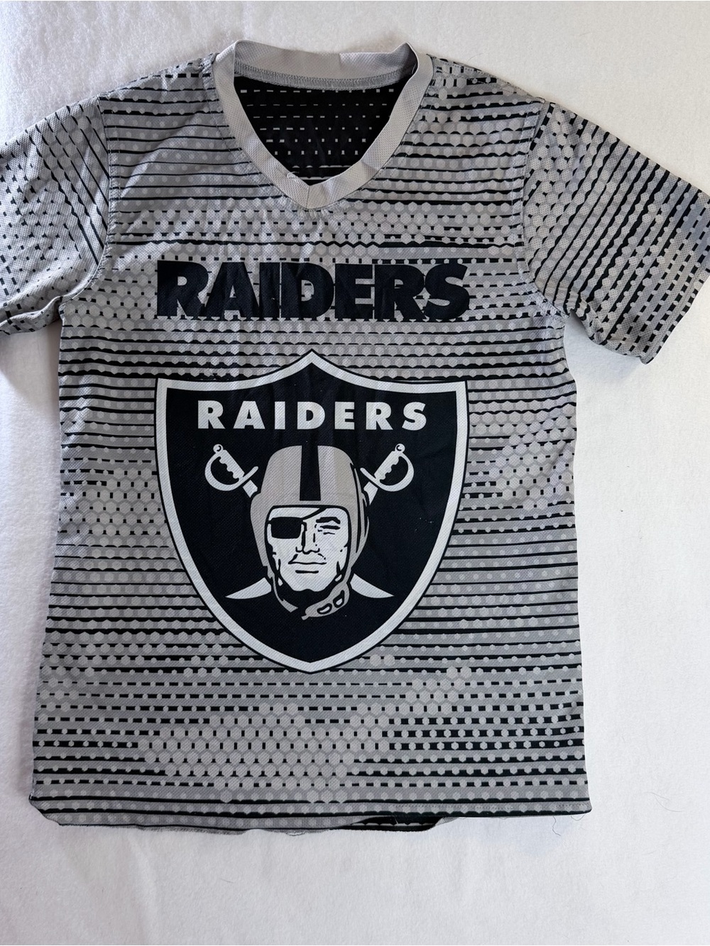 Riders by Lee Grey & Black Raiders Graphic Short Sleeve Tee